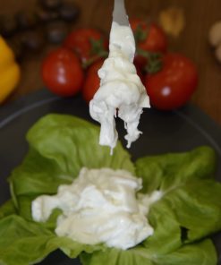 Buffalo Stracciatella - fresh white cream with mozzarella cheese