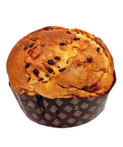 Artisanal pear and chocolate panettone